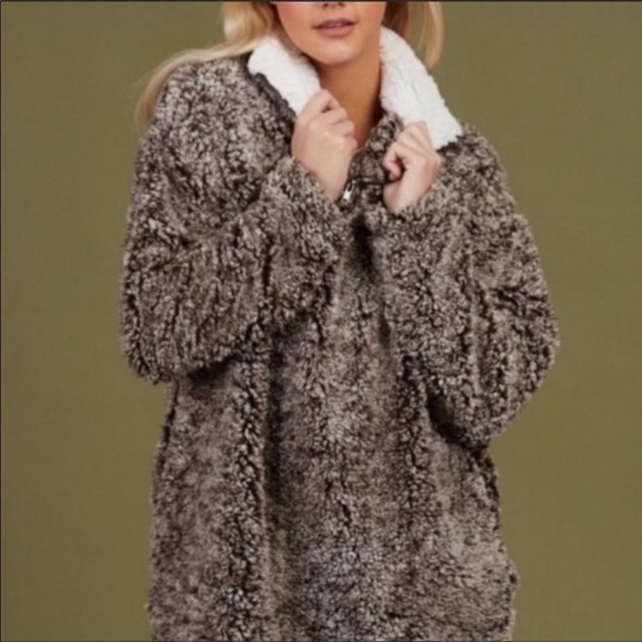 Altar’d State Sherpa Pullover Small - Picture 8 of 8